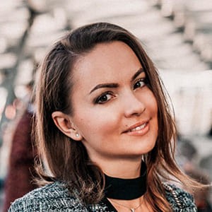 Елена Ларионова